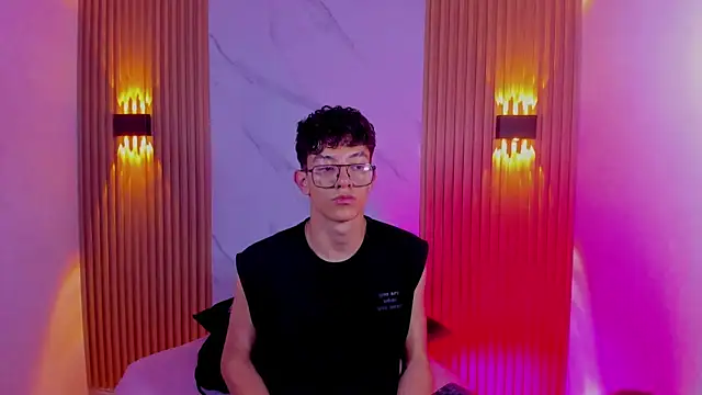 Christopher Hunter online show from February 25, 2026, 7:47 pm