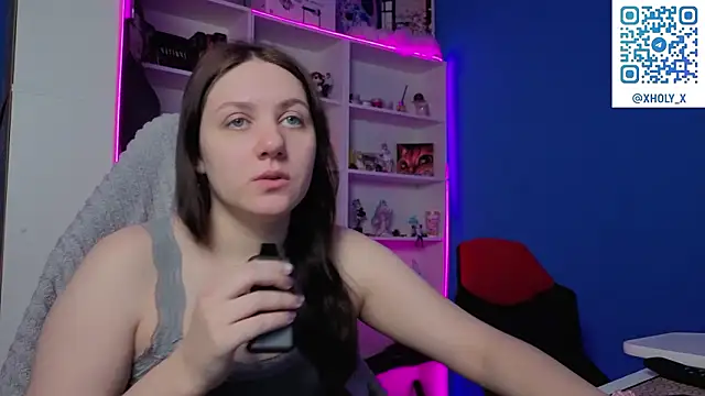 Snapshot of Holy_Kveta chatting on February 11, 2026, 3:06 am Holy Kveta online show from February 11, 2026, 3:06 am