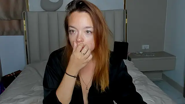 stellaa quenn online show from March 16, 2026, 12:18 am