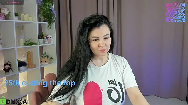 Snapshot of Monika_Martinezz chatting on February 19, 2026, 3:36 am Monika Martinezz online show from February 19, 2026, 3:36 am