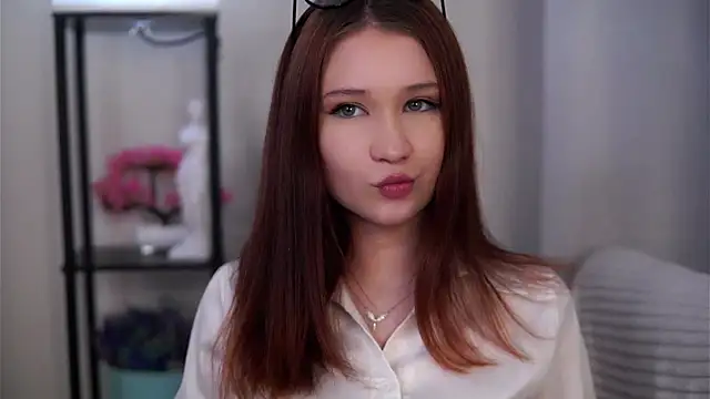 TemikaAltvater online show from February 11, 2026, 1:44 pm