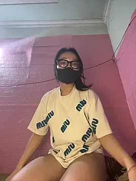 Leeeiuu online show from March 1, 2026, 3:12 pm