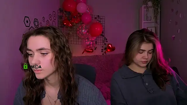 Snapshot of laurenmurrr chatting on February 28, 2026, 11:10 am laurenmurrr online show from February 28, 2026, 11:10 am