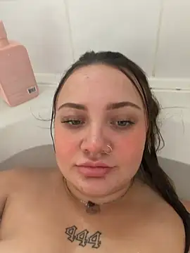 cococherry666 online show from February 8, 2026, 12:47 pm