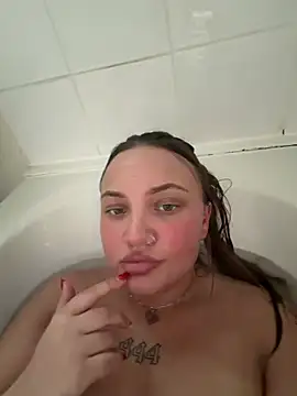 cococherry666 online show from February 26, 2026, 4:18 pm