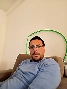 Snapshot of NatanCasad0 chatting on February 1, 2026, 8:45 am NatanCasad0 online show from February 1, 2026, 8:45 am