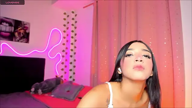 Snapshot of Scarlesth chatting on March 2, 2026, 2:12 am Scarlesth online show from March 2, 2026, 2:12 am