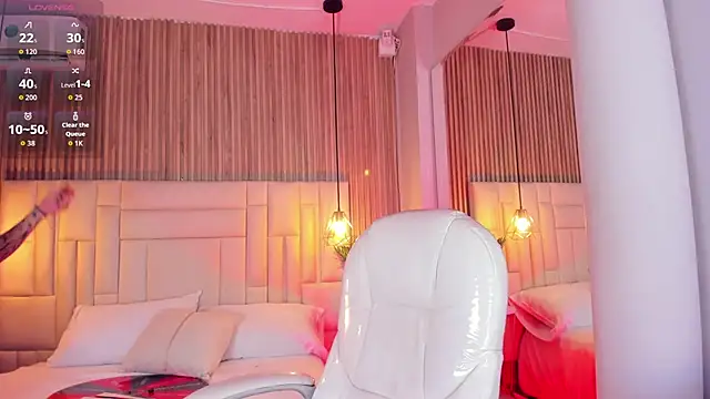 Ravenn21x online show from March 5, 2026, 11:51 am