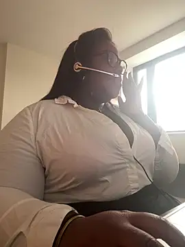 BouncyBBW online show from February 6, 2026, 11:06 am