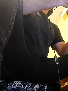 dollar sub online show from March 11, 2026, 1:54 am