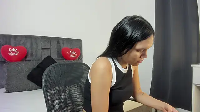 Snapshot of Malory_Saenzz chatting on February 16, 2026, 7:23 pm Malory Saenzz online show from February 16, 2026, 7:23 pm