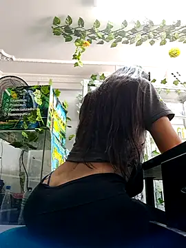 Tatianna Loove  online show from April 29, 2026, 5:30 pm