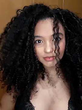 Snapshot of pandinhagamer chatting on February 21, 2026, 1:07 am pandinhagamer online show from February 21, 2026, 1:07 am