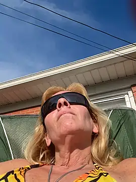 FireAfterDark online show from April 17, 2026, 10:23 pm