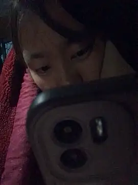 Snapshot of honeyyy110 chatting on February 6, 2026, 11:23 pm honeyyy110 online show from February 6, 2026, 11:23 pm