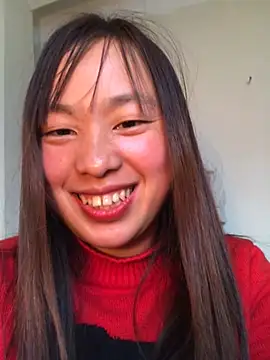 Snapshot of honeyyy110 chatting on February 3, 2026, 5:16 am honeyyy110 online show from February 3, 2026, 5:16 am