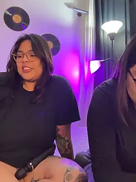 KittyTatts online show from February 19, 2026, 2:52 am