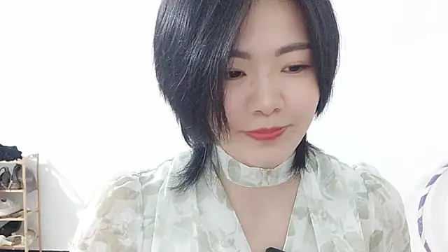 Nikishine online show from April 7, 2026, 12:07 pm