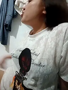 sushi-asa online show from April 17, 2026, 1:58 pm