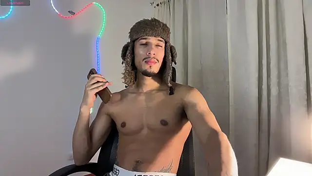 rafael stone11 online show from February 28, 2026, 2:55 am