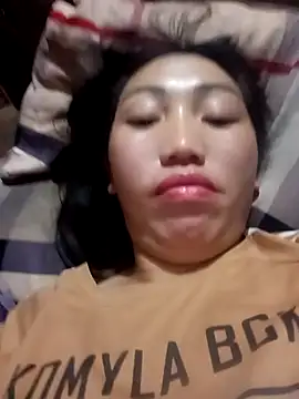 hot-luna- online show from February 11, 2026, 10:31 pm