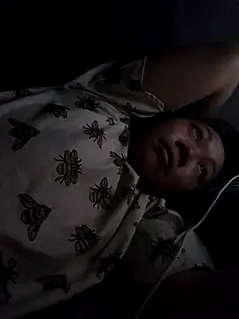 Bella-222 online show from April 11, 2026, 9:29 pm