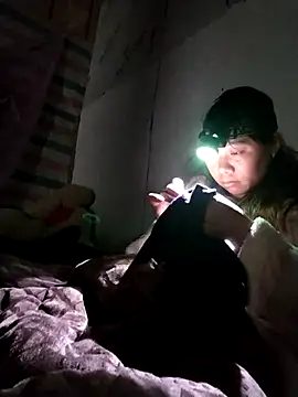 Bella-222 online show from March 8, 2026, 2:04 am