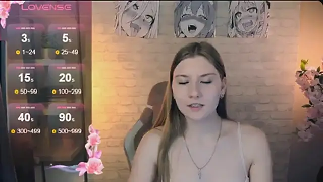 Caroline Desire  online show from April 18, 2026, 8:49 am