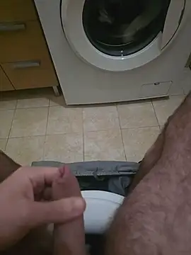 Snapshot of Heyyo3 chatting on February 3, 2026, 9:58 am Heyyo3 online show from February 3, 2026, 9:58 am