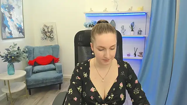 CaseyTerini online show from April 9, 2026, 6:19 am