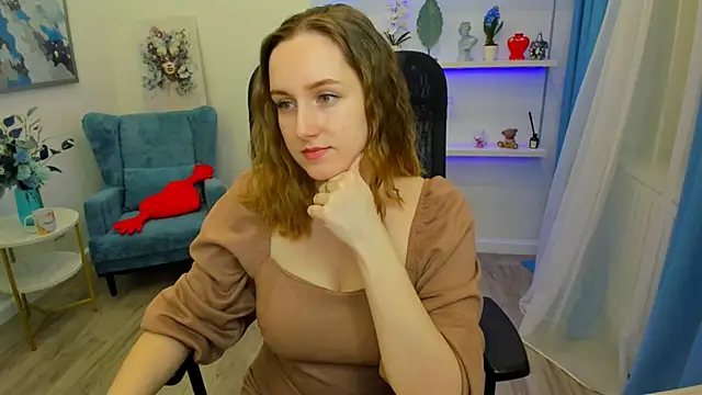 Snapshot of CaseyTerini chatting on February 17, 2026, 3:37 am CaseyTerini online show from February 17, 2026, 3:37 am