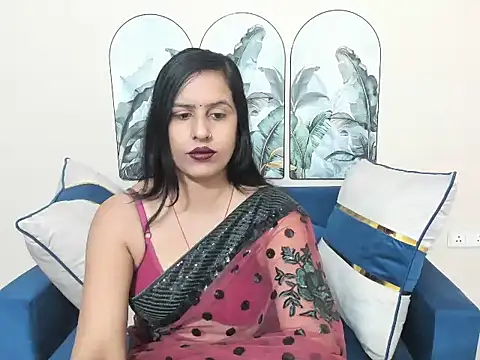 sara conorr online show from February 18, 2026, 4:54 am