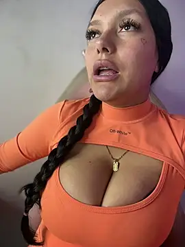 Snapshot of Miia__Taylor chatting on February 26, 2026, 2:55 am Miia Taylor online show from February 26, 2026, 2:55 am