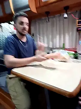 pulpeuse64 online show from March 2, 2026, 9:44 pm