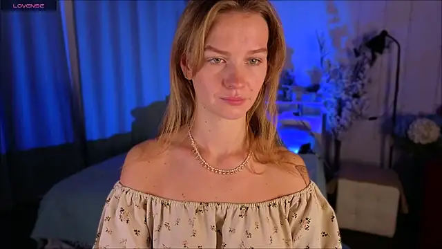 Crystal Kris online show from February 26, 2026, 5:40 am