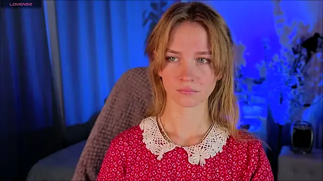 Crystal Kris online show from February 25, 2026, 5:51 am