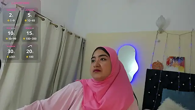 Snapshot of SamiraAwada chatting on April 30, 2026, 7:43 pm SamiraAwada online show from April 30, 2026, 7:43 pm