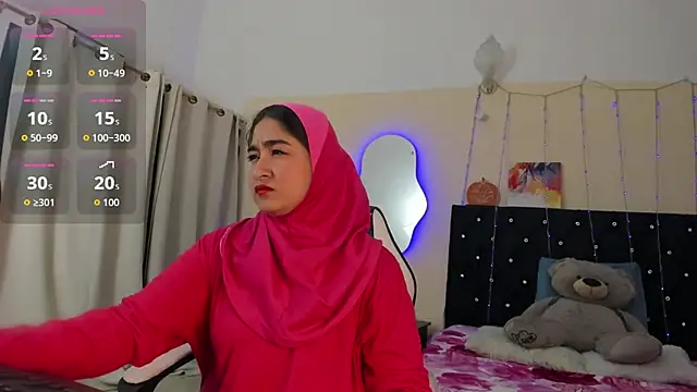 Snapshot of SamiraAwada chatting on May 4, 2026, 7:06 pm SamiraAwada online show from May 4, 2026, 7:06 pm