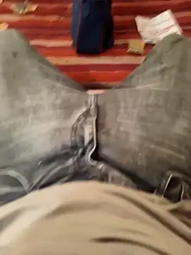 rubitrides11 online show from February 15, 2026, 5:41 am