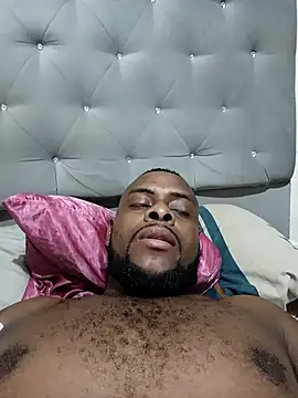 Snapshot of Tuverdugo12 chatting on February 27, 2026, 10:48 am Tuverdugo12 online show from February 27, 2026, 10:48 am