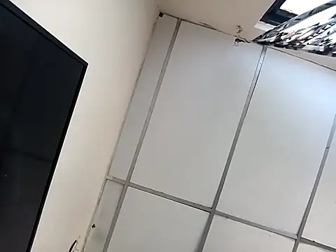 Tuverdugo12 online show from April 3, 2026, 10:05 pm