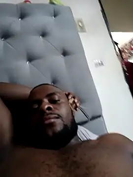 Tuverdugo12 online show from March 30, 2026, 10:11 pm