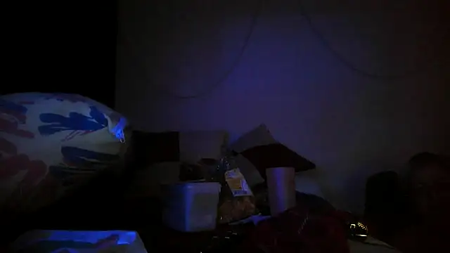 Snapshot of bialoba7 chatting on October 18, 2025, 6:54 pm bialoba7 online show from October 18, 2025, 6:54 pm