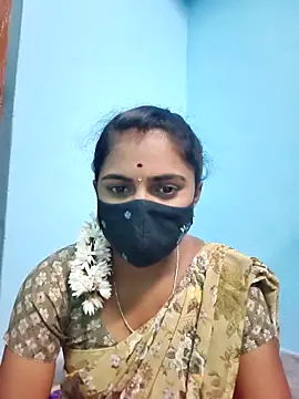 Tamil Hot Shana online show from April 15, 2026, 5:39 pm