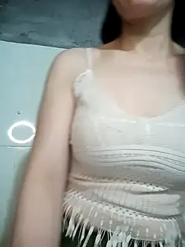 Vyvvyy69 online show from April 16, 2026, 10:34 pm