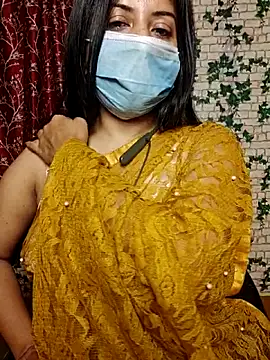 Snapshot of Ishaa_03 chatting on February 1, 2026, 7:39 am Ishaa 03 online show from February 1, 2026, 7:39 am