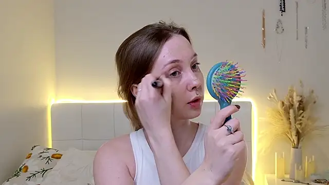 Snapshot of CandiceKingzzz chatting on February 13, 2026, 3:23 pm CandiceKingzzz online show from February 13, 2026, 3:23 pm