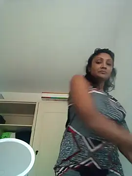 sexykajol2001 online show from July 4, 2026, 3:05 pm