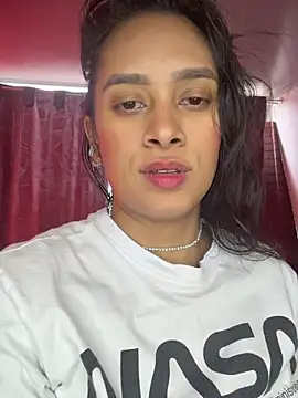 LunaHeat online show from March 7, 2026, 9:20 pm