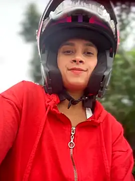 LunaHeat online show from March 27, 2026, 3:13 pm